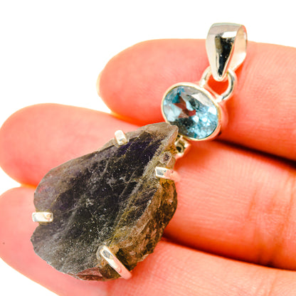Labradorite Pendants handcrafted by Ana Silver Co - PD6056