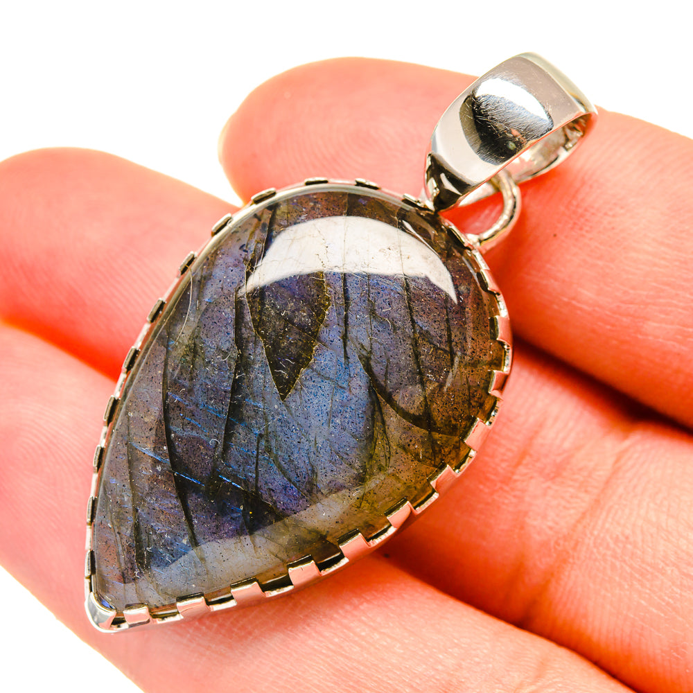 Labradorite Pendants handcrafted by Ana Silver Co - PD6061