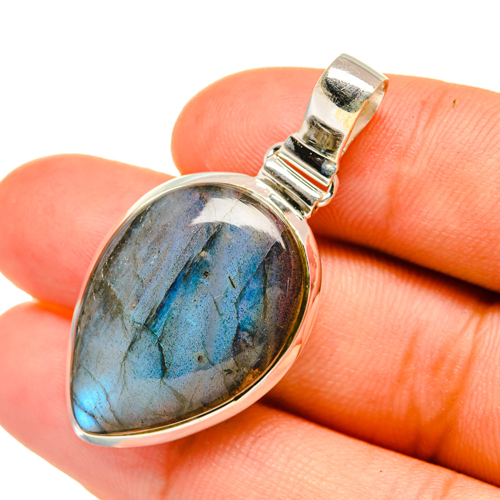 Labradorite Pendants handcrafted by Ana Silver Co - PD6322