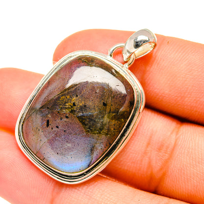 Labradorite Pendants handcrafted by Ana Silver Co - PD6323