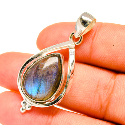 Labradorite Pendants handcrafted by Ana Silver Co - PD6327