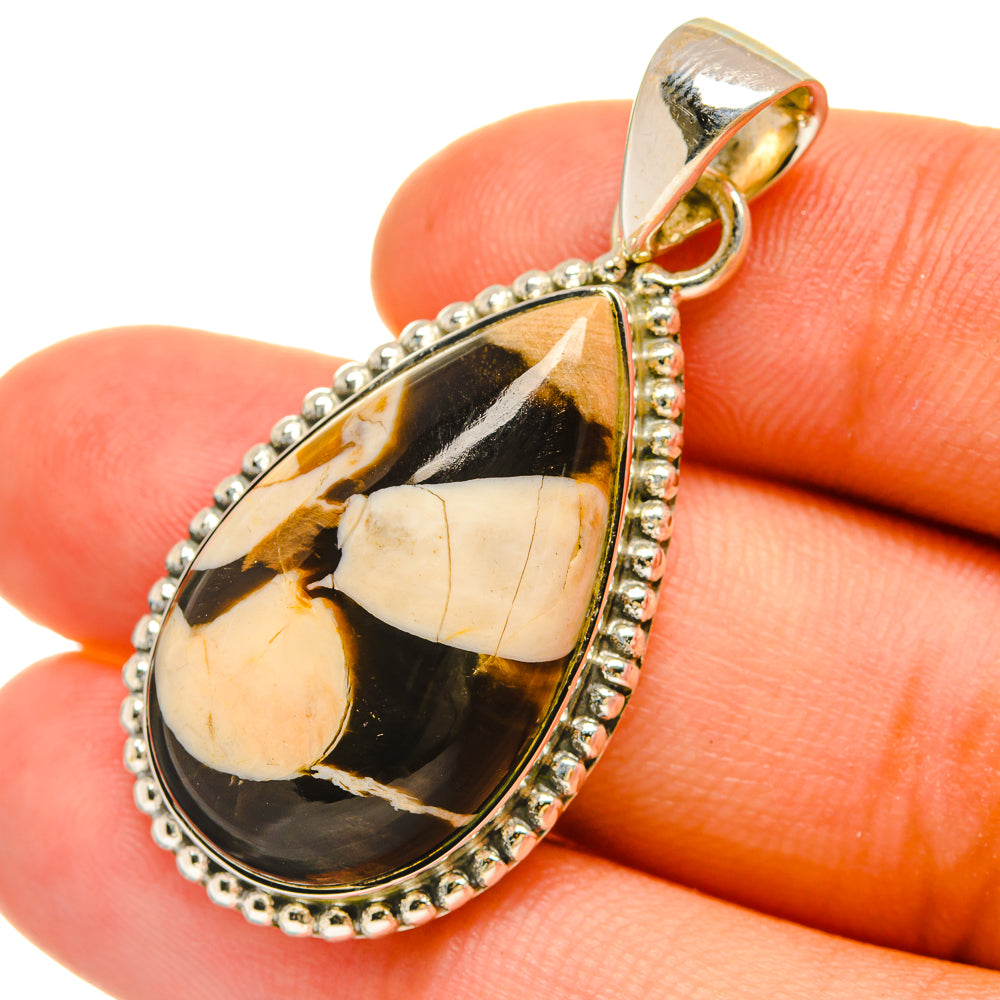 Teardrop jasper pendant close-up, 925 sterling silver bezel with cream inlay and black band