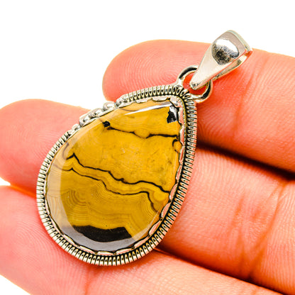 Schalenblende Pendants handcrafted by Ana Silver Co - PD6478
