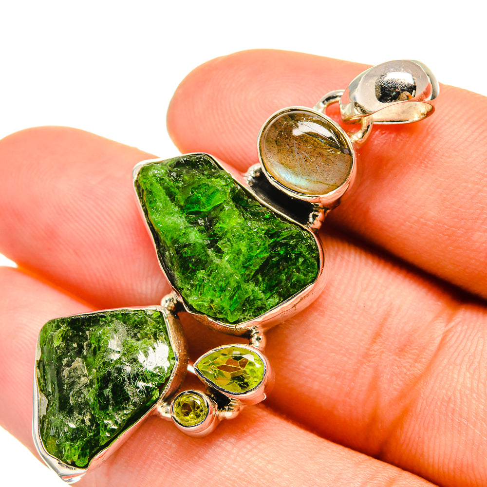 Chrome Diopside Pendants handcrafted by Ana Silver Co - PD6517