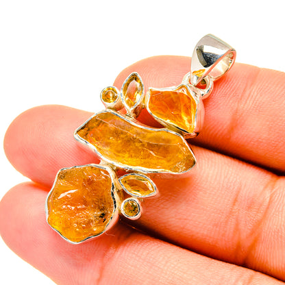 Rough citrine pendant in 925 sterling silver with rough gold-toned stones