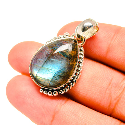 Labradorite Pendants handcrafted by Ana Silver Co - PD6677