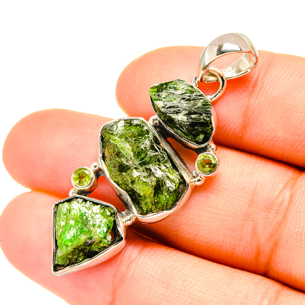 Chrome Diopside Pendants handcrafted by Ana Silver Co - PD6819
