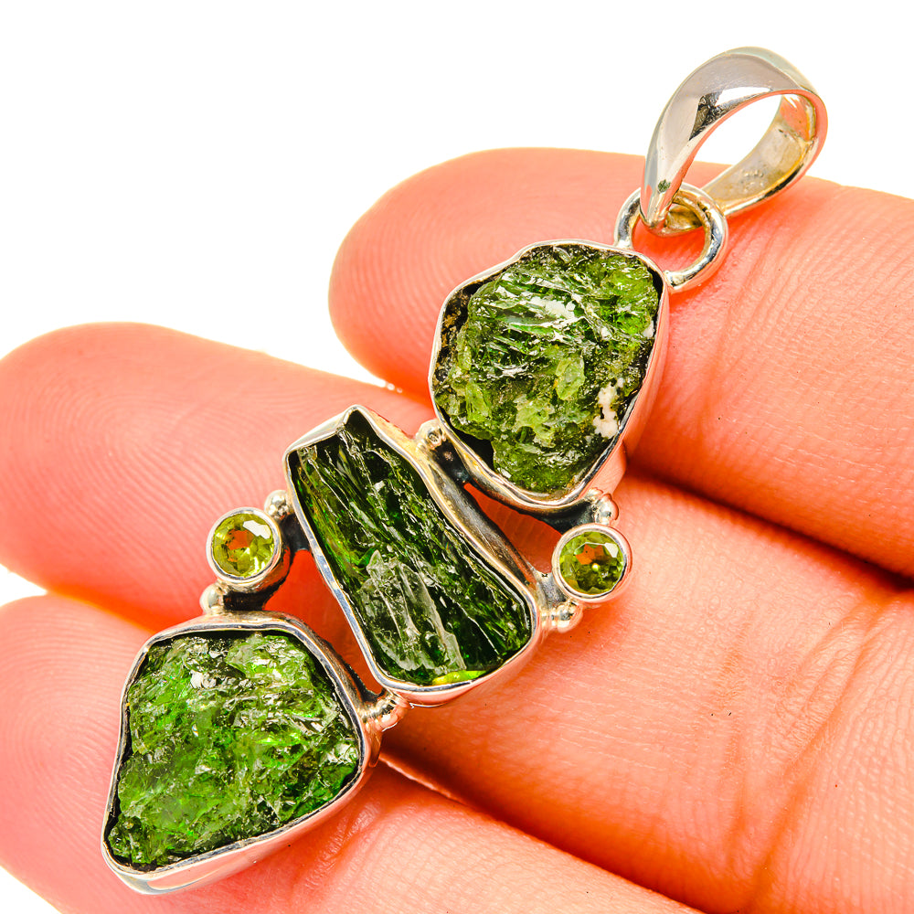 Chrome Diopside Pendants handcrafted by Ana Silver Co - PD6828