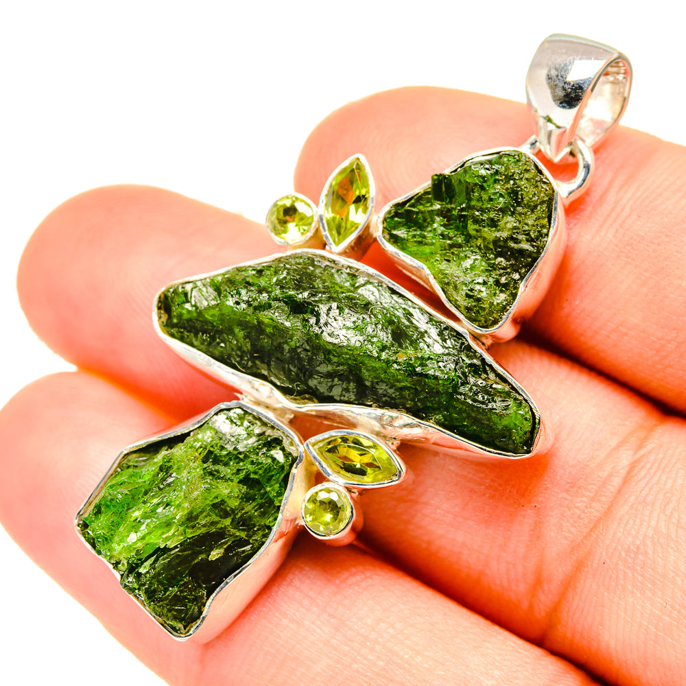 Chrome Diopside Pendants handcrafted by Ana Silver Co - PD6829