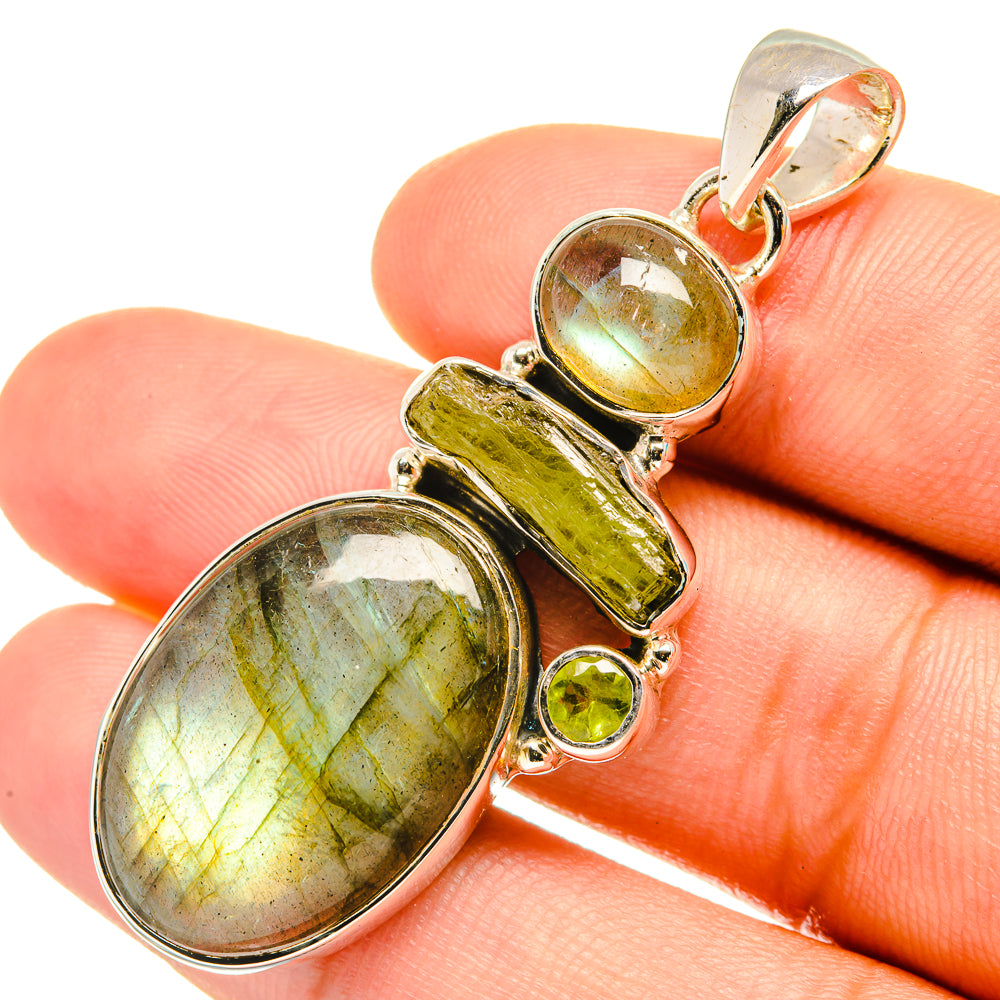 Labradorite Pendants handcrafted by Ana Silver Co - PD7055