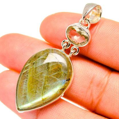 Labradorite Pendants handcrafted by Ana Silver Co - PD7057