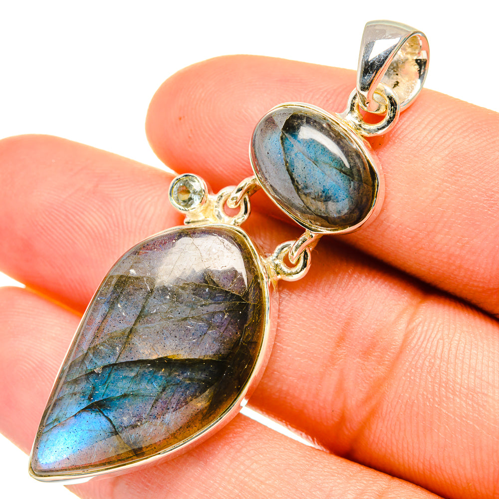 Labradorite Pendants handcrafted by Ana Silver Co - PD7067