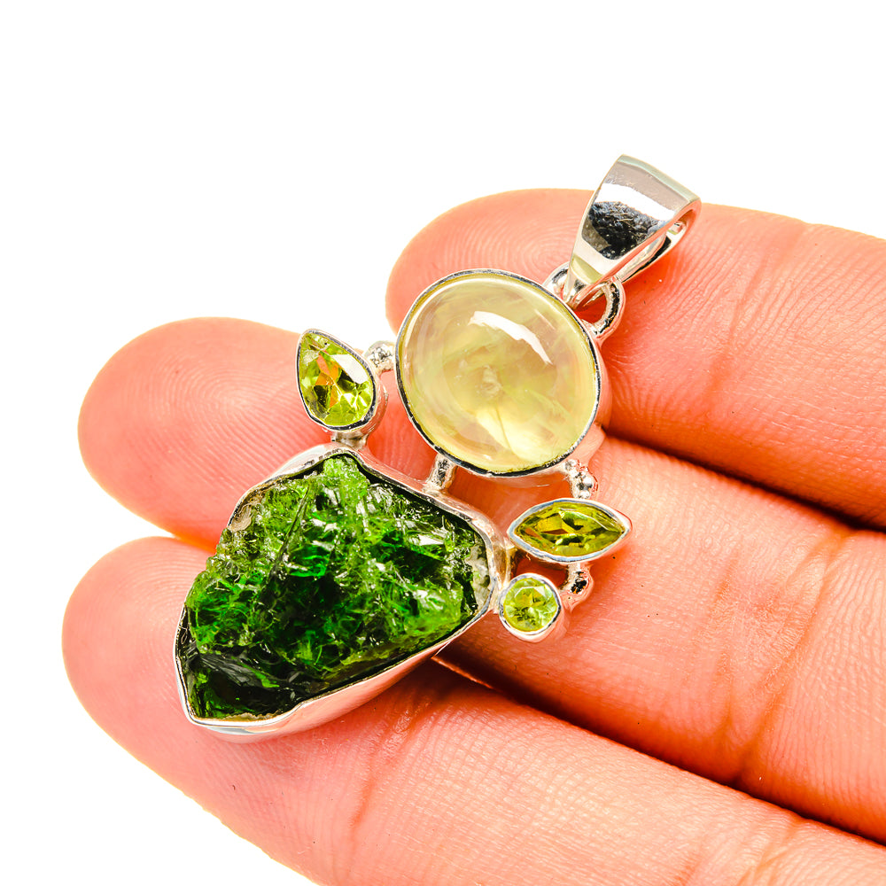 Chrome Diopside Pendants handcrafted by Ana Silver Co - PD7194