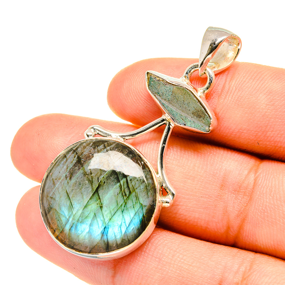 Labradorite Pendants handcrafted by Ana Silver Co - PD7201