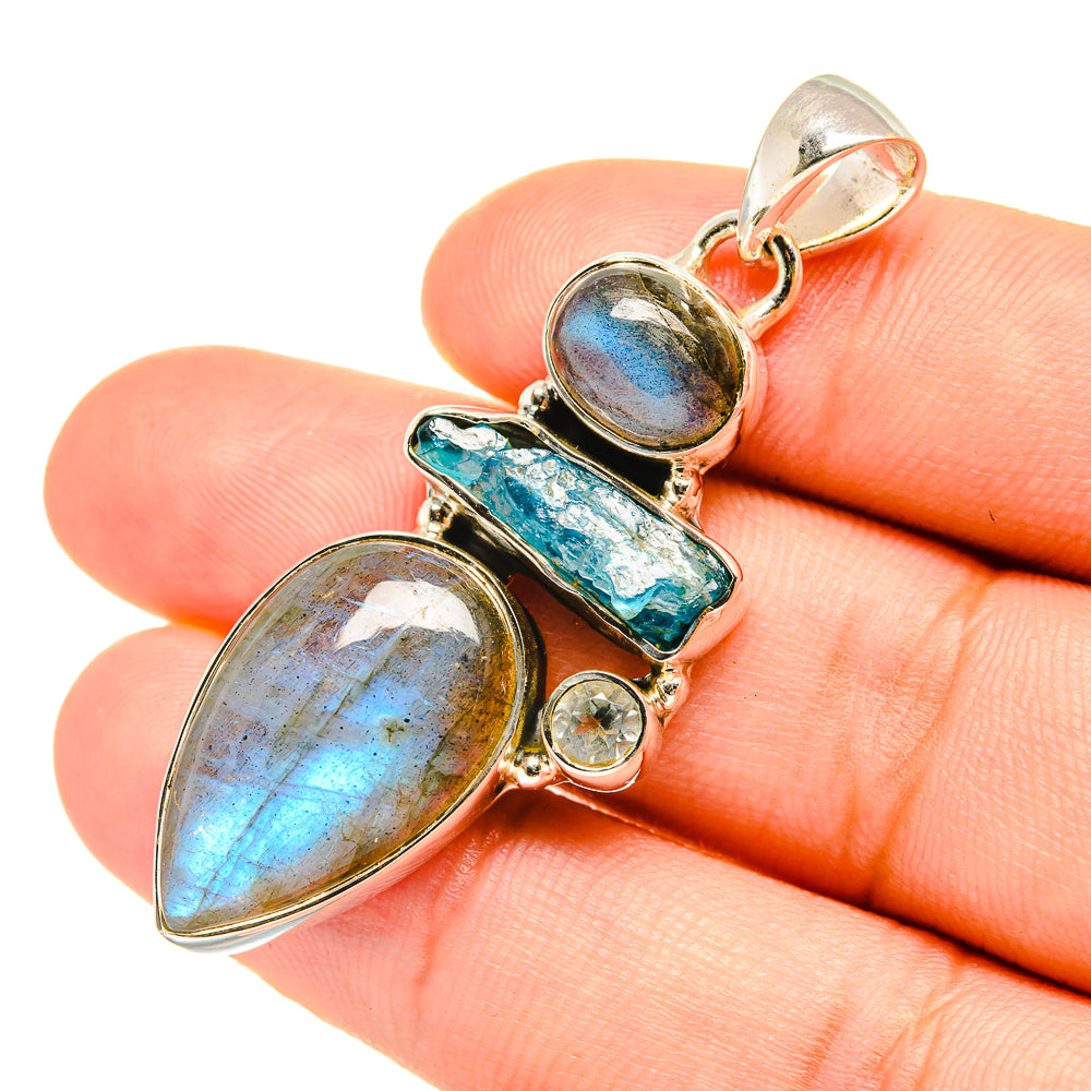 Labradorite Pendants handcrafted by Ana Silver Co - PD7212