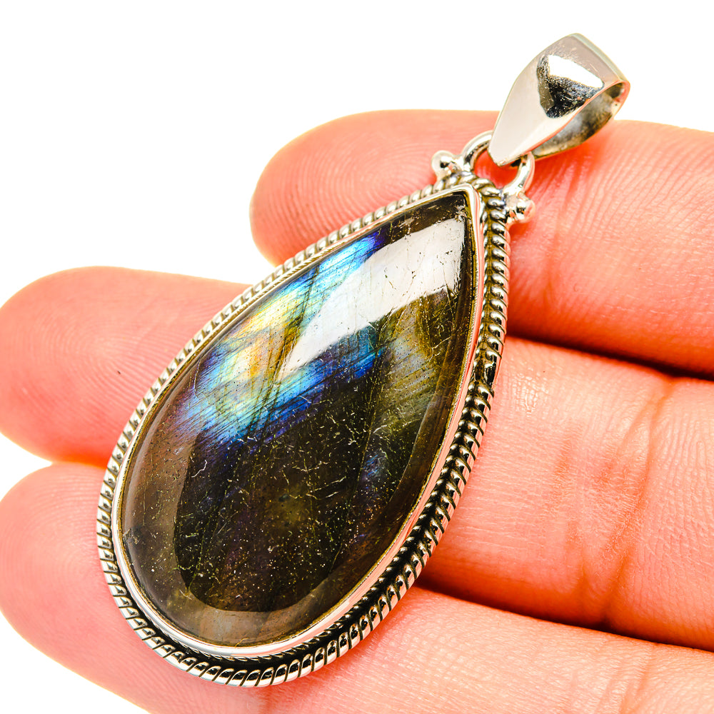 Labradorite Pendants handcrafted by Ana Silver Co - PD7297