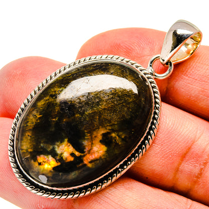 Labradorite Pendants handcrafted by Ana Silver Co - PD736708