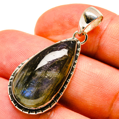 Labradorite Pendants handcrafted by Ana Silver Co - PD737608