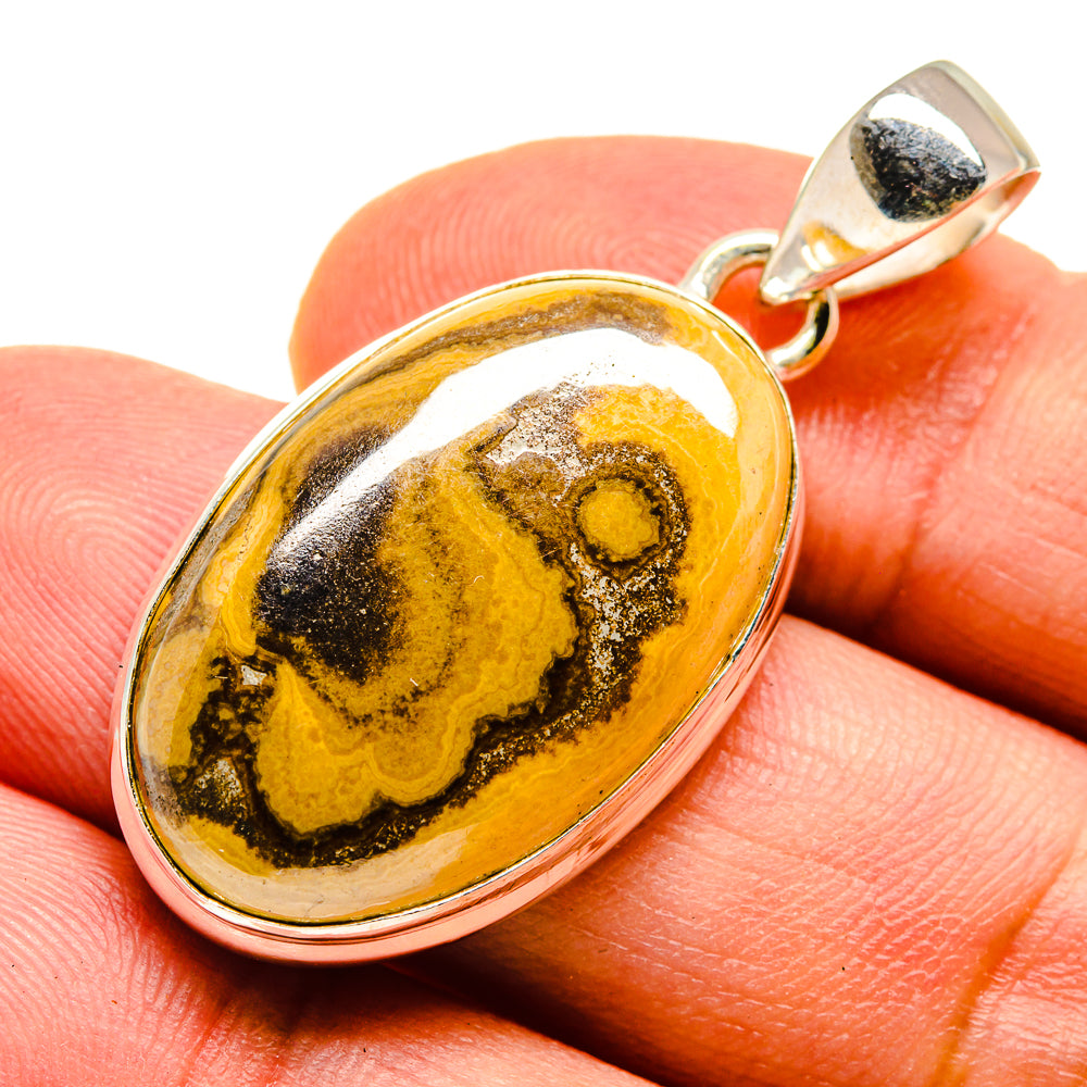 Schalenblende Pendants handcrafted by Ana Silver Co - PD739512