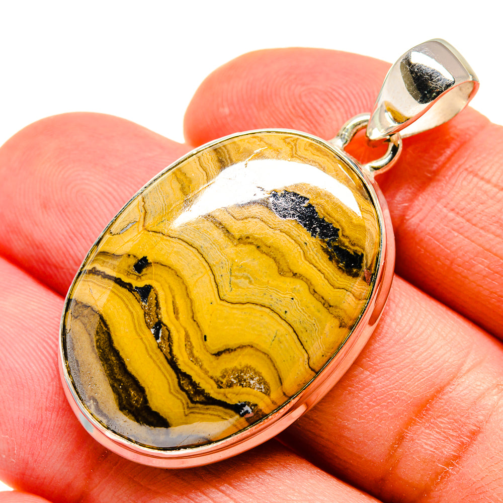 Schalenblende Pendants handcrafted by Ana Silver Co - PD740404