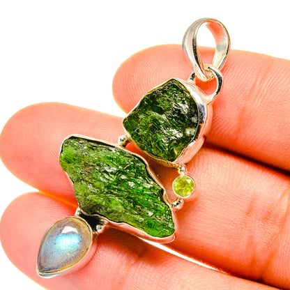 Chrome Diopside Pendants handcrafted by Ana Silver Co - PD7438