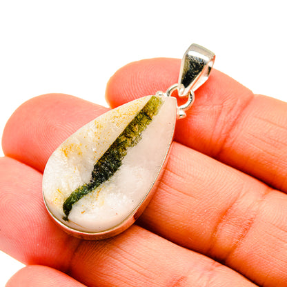 Green Quartz Crystal Pendants handcrafted by Ana Silver Co - PD744965