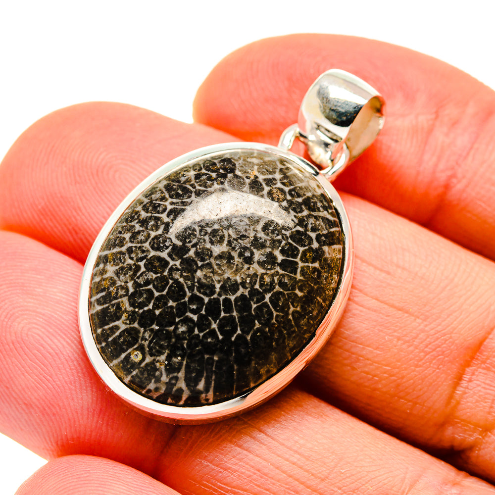 Stingray Coral Pendants handcrafted by Ana Silver Co - PD745556