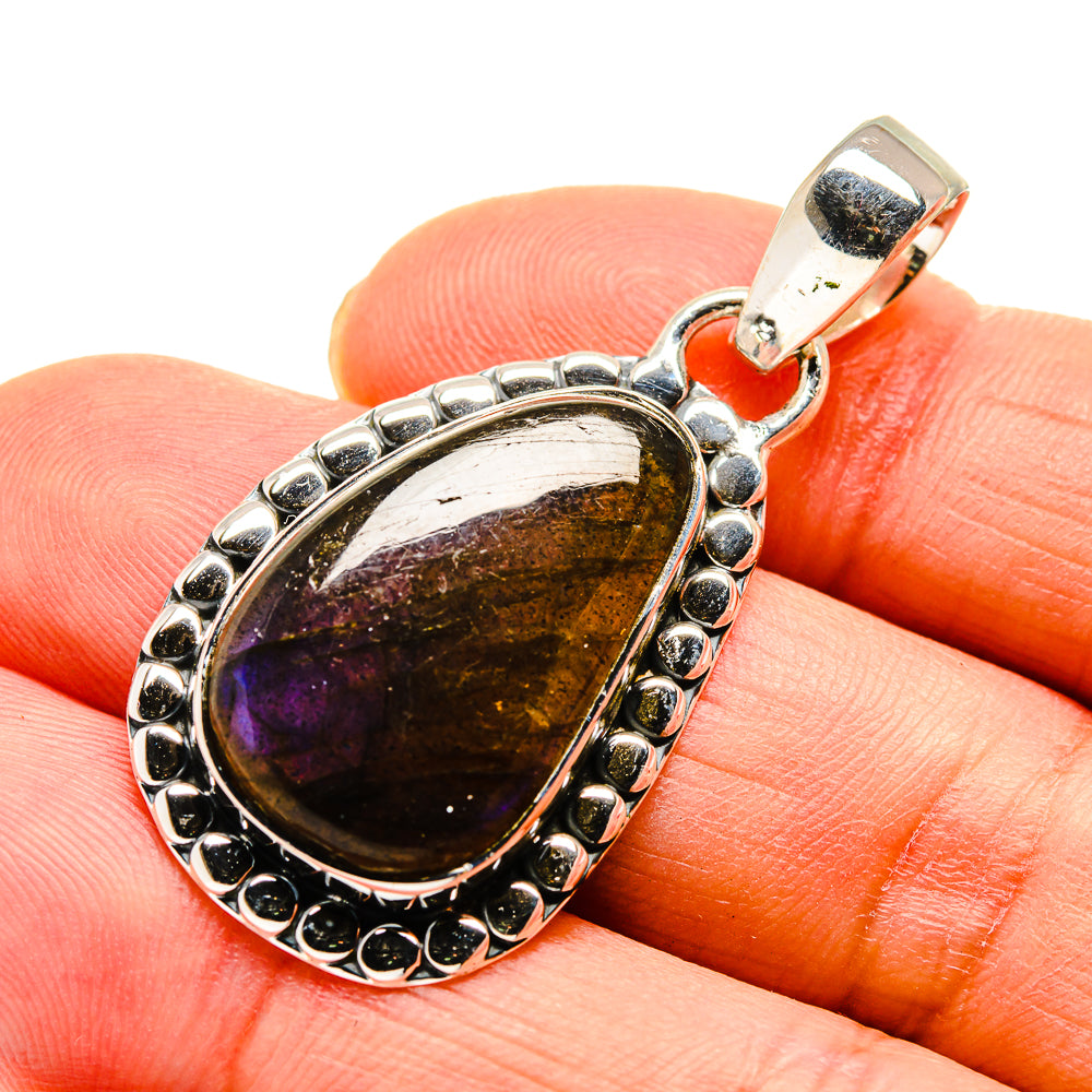 Labradorite Pendants handcrafted by Ana Silver Co - PD746112