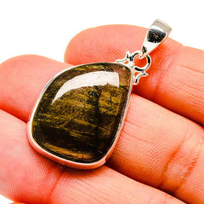Labradorite Pendants handcrafted by Ana Silver Co - PD747050