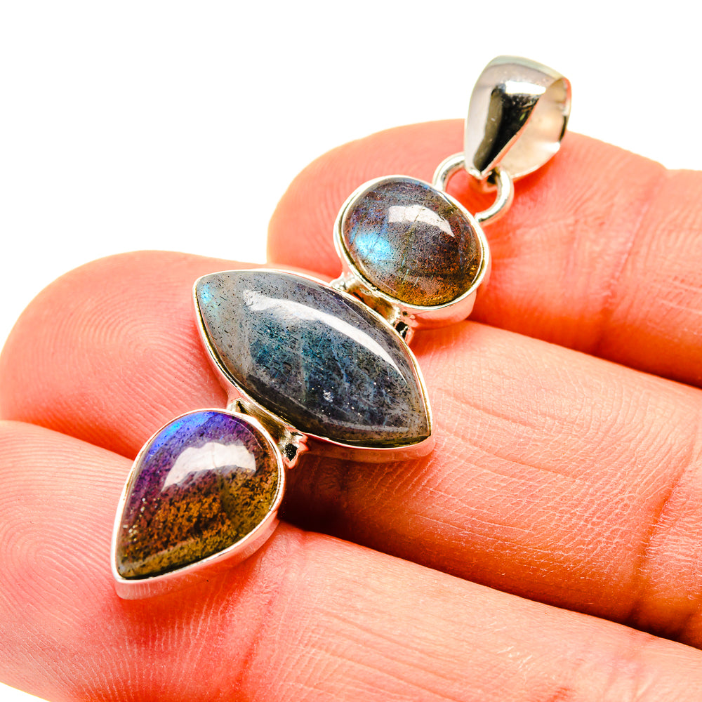 Labradorite Pendants handcrafted by Ana Silver Co - PD747109