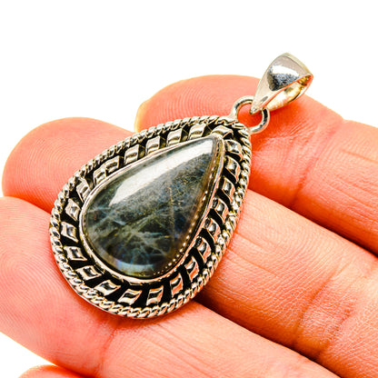 Labradorite Pendants handcrafted by Ana Silver Co - PD747723