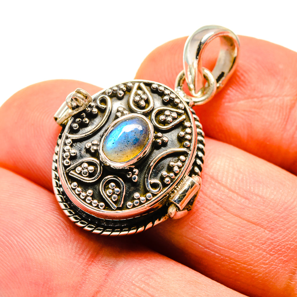 Labradorite Pendants handcrafted by Ana Silver Co - PD748068