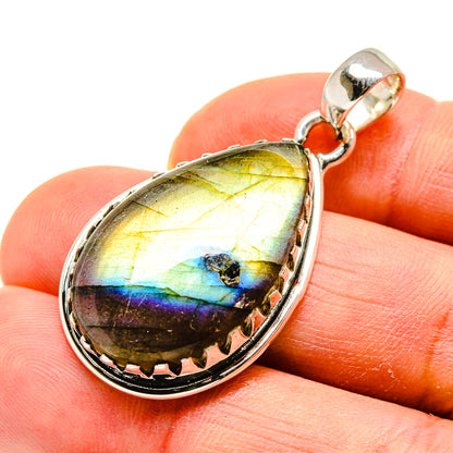 Labradorite Pendants handcrafted by Ana Silver Co - PD748939