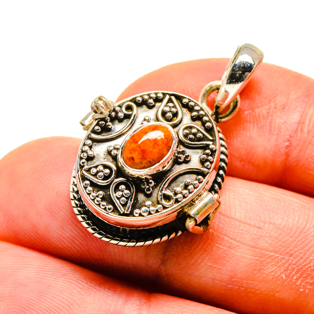 Sponge Coral Pendants handcrafted by Ana Silver Co - PD749820