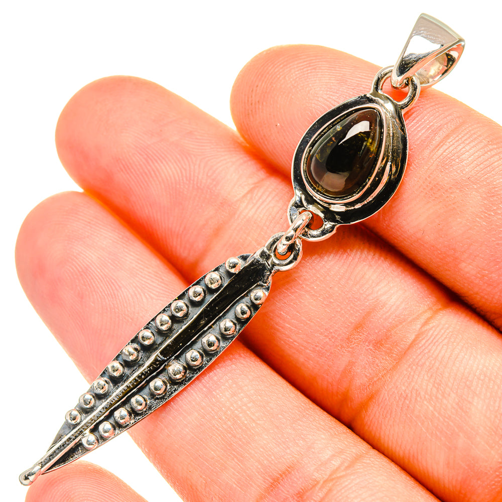 Labradorite Pendants handcrafted by Ana Silver Co - PD7505
