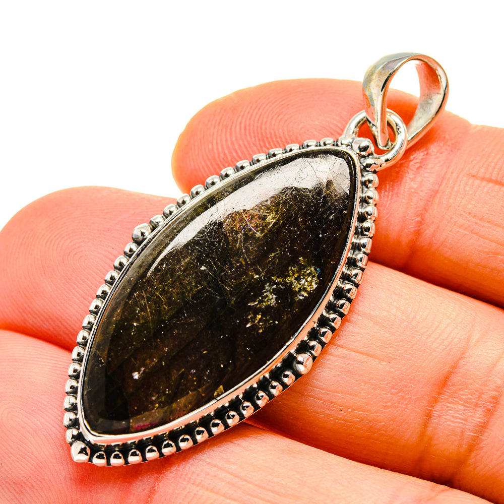 Labradorite Pendants handcrafted by Ana Silver Co - PD750972