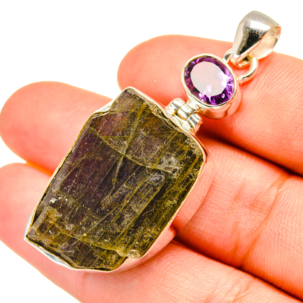 Labradorite Pendants handcrafted by Ana Silver Co - PD7511