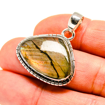 Labradorite pendant in 925 sterling silver with oval yellow-green flash stone and bail