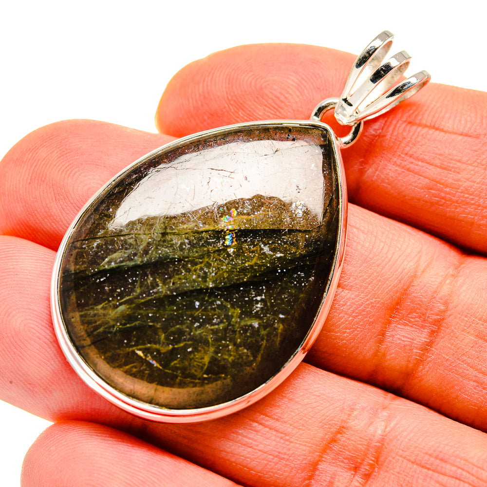 Labradorite Pendants handcrafted by Ana Silver Co - PD751155