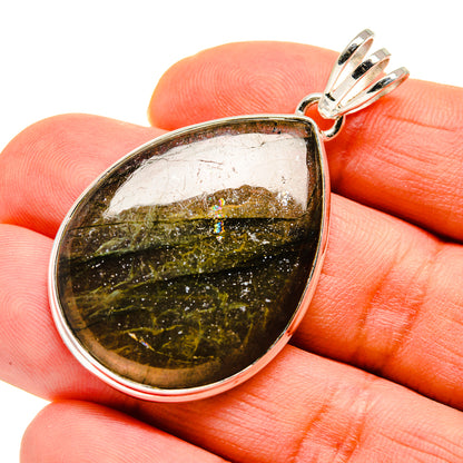 Labradorite Pendants handcrafted by Ana Silver Co - PD751155