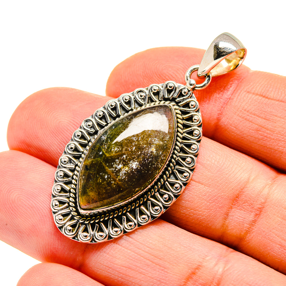 Labradorite Pendants handcrafted by Ana Silver Co - PD751162