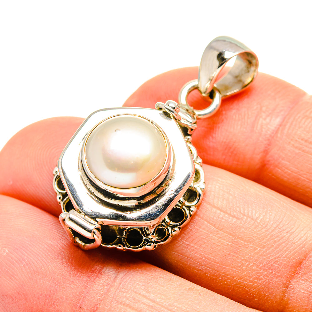 Cultured Pearl Pendants handcrafted by Ana Silver Co - PD752592