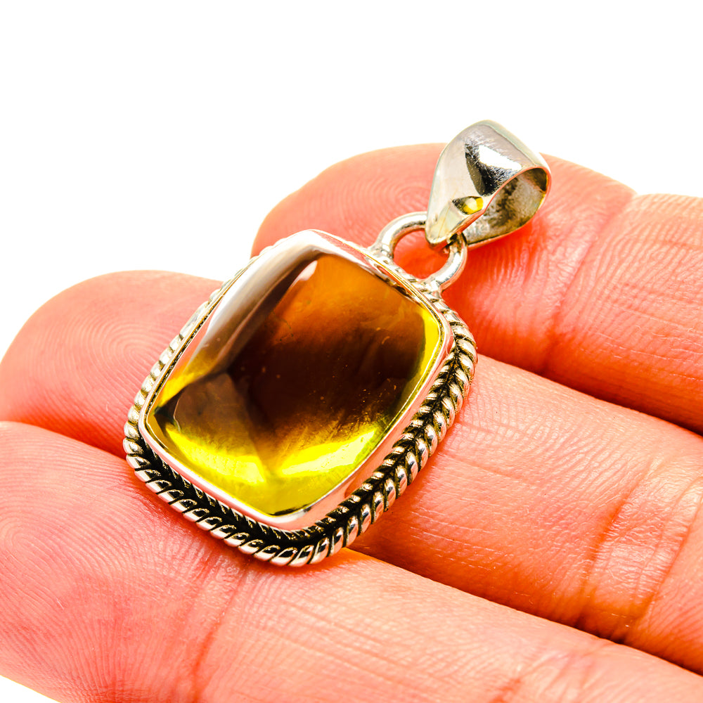 Oliva Quartz Pendants handcrafted by Ana Silver Co - PD753275