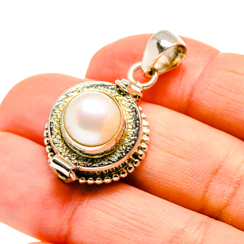 Cultured Pearl Pendants handcrafted by Ana Silver Co - PD754078
