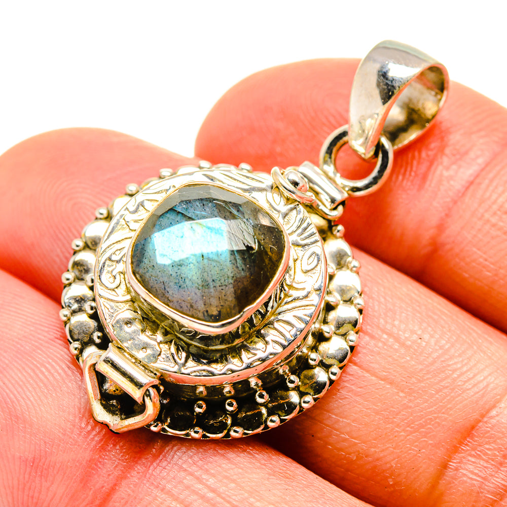 Labradorite Pendants handcrafted by Ana Silver Co - PD754516