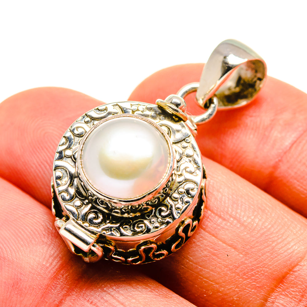 Cultured Pearl Pendants handcrafted by Ana Silver Co - PD754534
