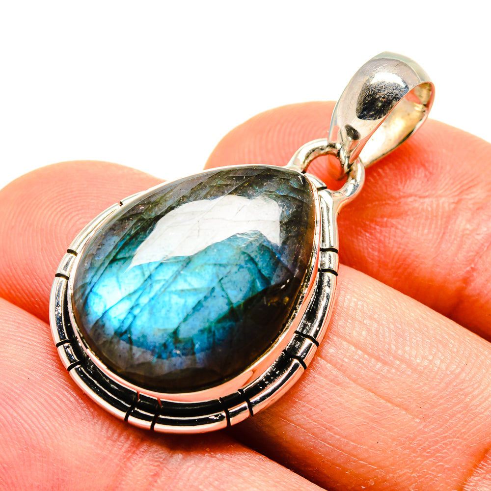 Labradorite Pendants handcrafted by Ana Silver Co - PD754547