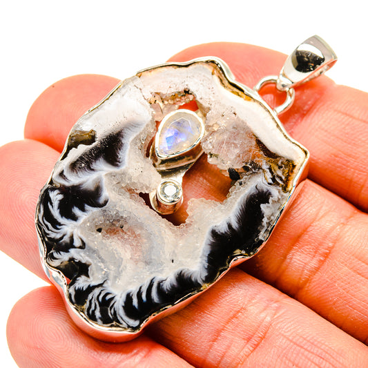 Coconut Geode Slice Pendants handcrafted by Ana Silver Co - PD754557