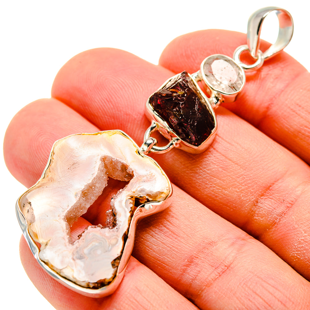 Geode Slice Pendants handcrafted by Ana Silver Co - PD754689