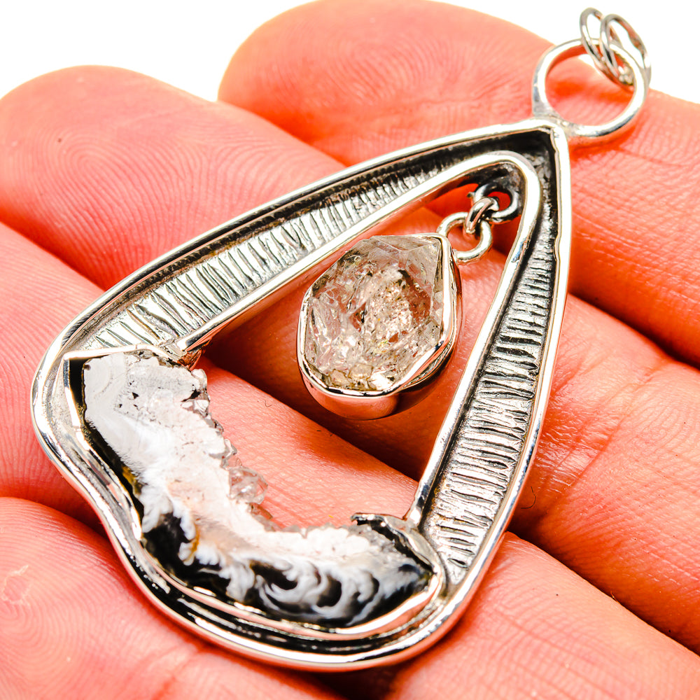 Oco Geode Pendants handcrafted by Ana Silver Co - PD755107